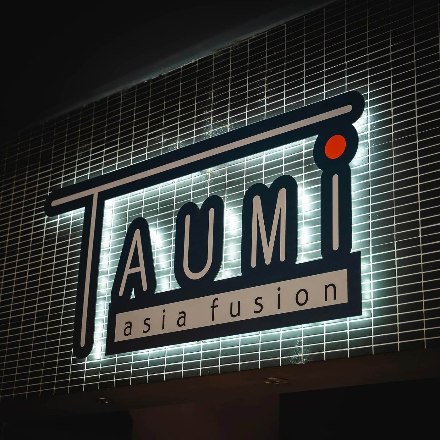 Svetelný nápis TAUMI